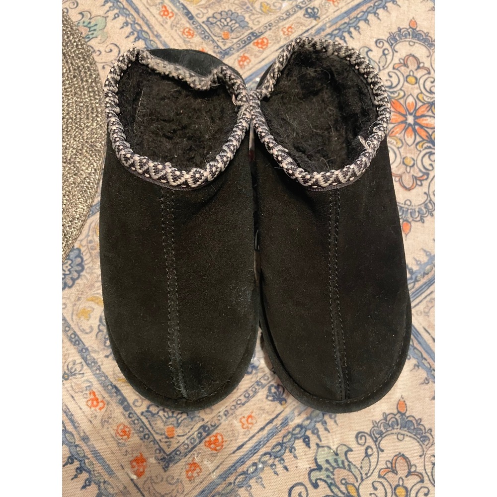 Bearpaw Retro Platform Slippers Black Suede Wool Blend Lining Braid Trim Womens